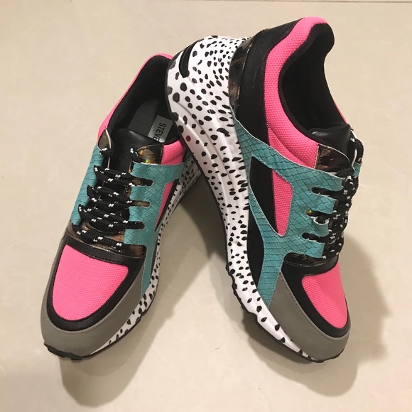 Steve Madden Shoes - Steve Maddens Cliff Bright Multicolored Sneakers